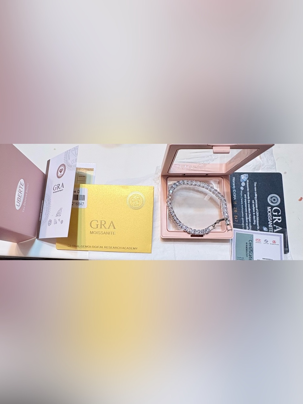 A elegant Womens Moissanite Tennis Bracelet . GRA Card & Gift Box - Picture 7 of 7